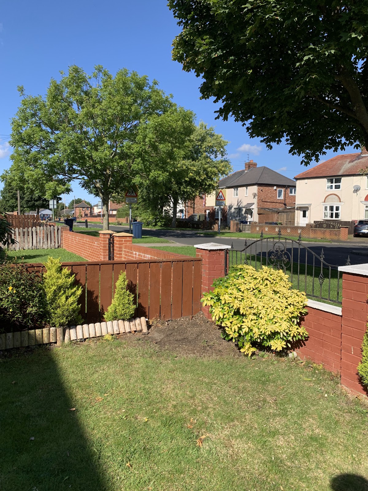 Street trees and front garden maintained by S.M. Tree Services